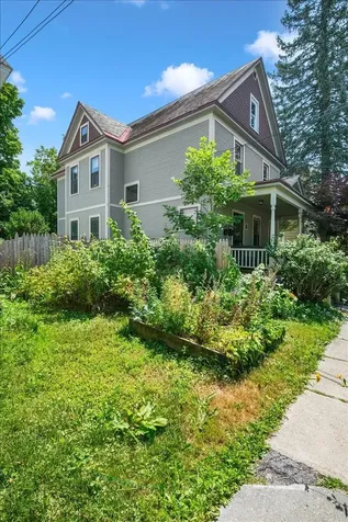 16 Isham Street Burlington VT 05401