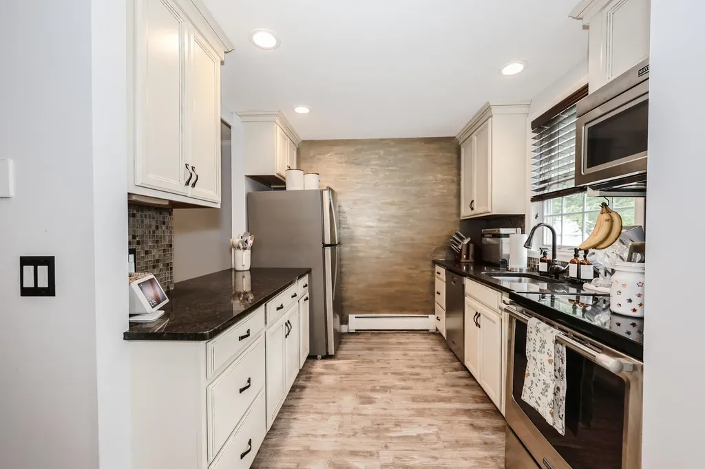 1465 Hooksett Road Hooksett NH 03106