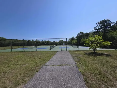 1465 Hooksett Road Hooksett NH 03106
