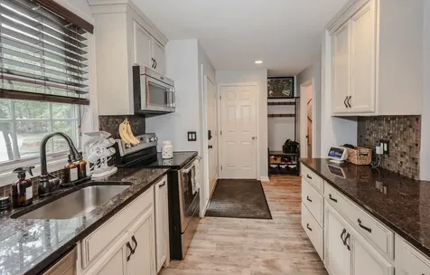 1465 Hooksett Road Hooksett NH 03106