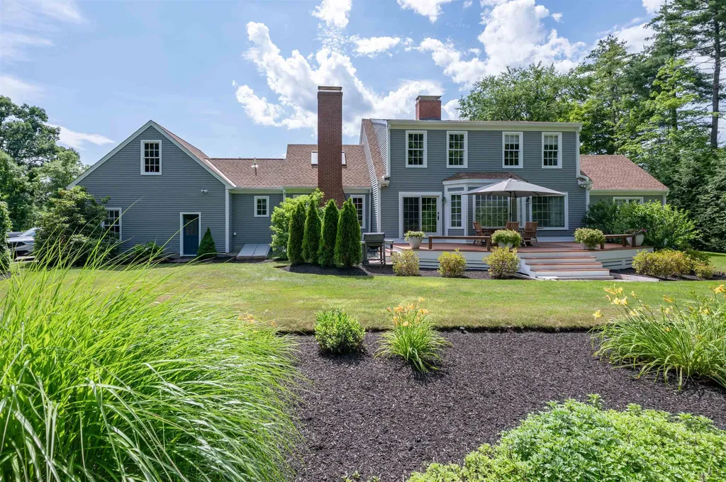 52 Depot Road Hollis NH 03049