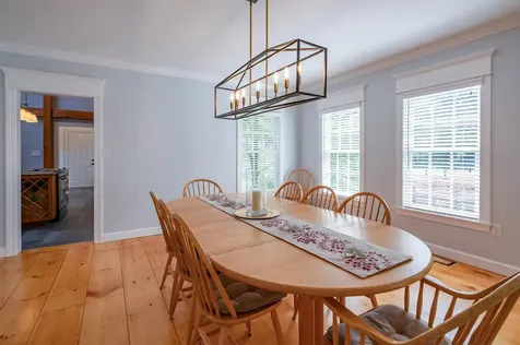 52 Depot Road Hollis NH 03049