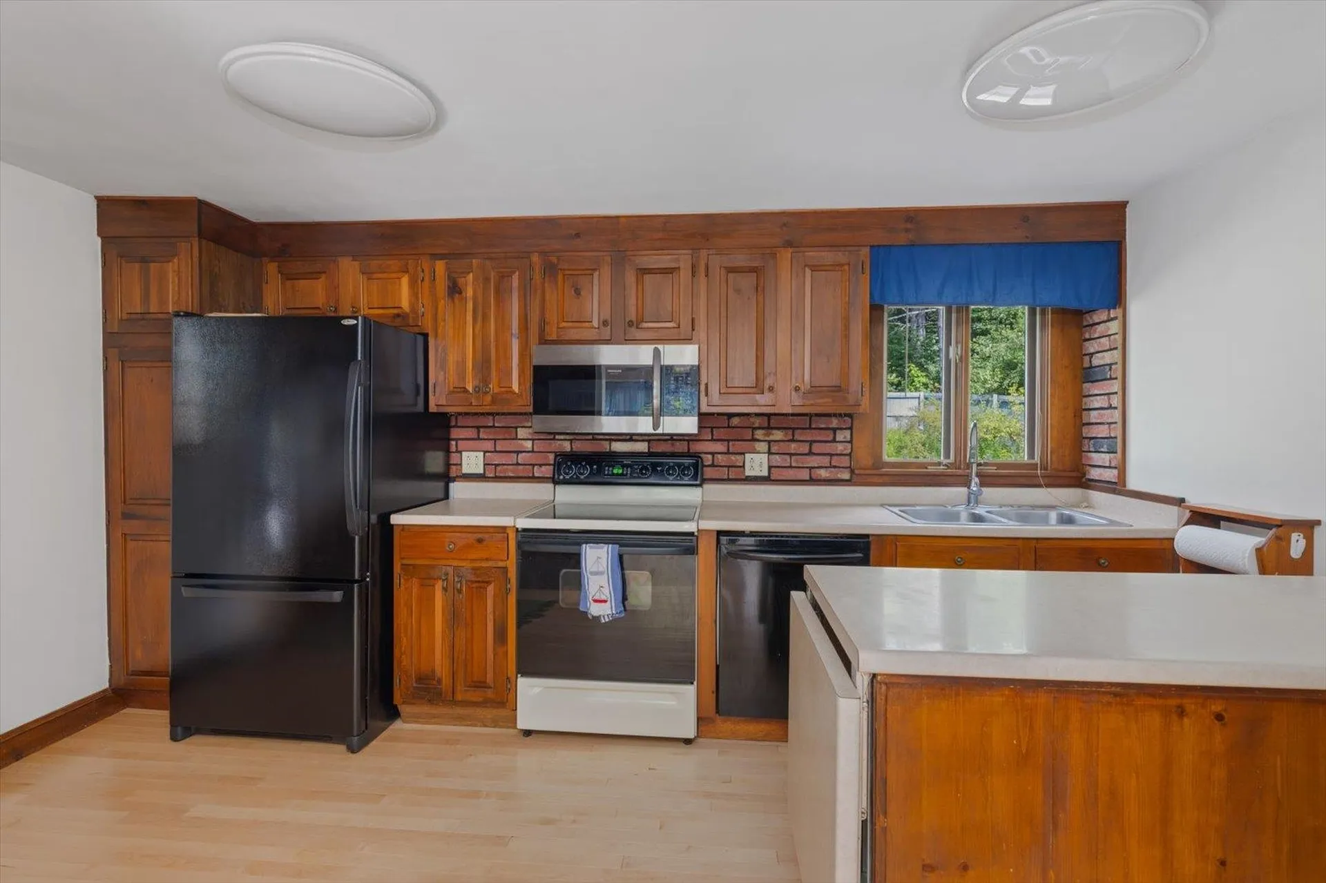 151 Grove Street Peterborough NH 03458