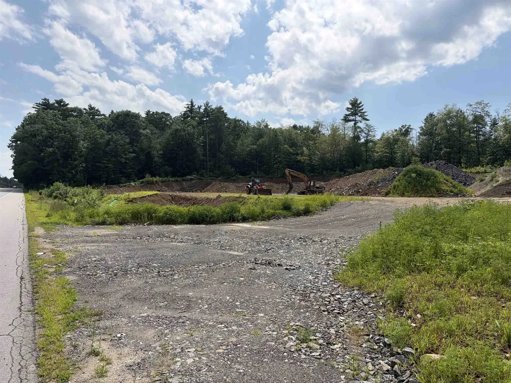 364 Calef Highway Epping NH 03042