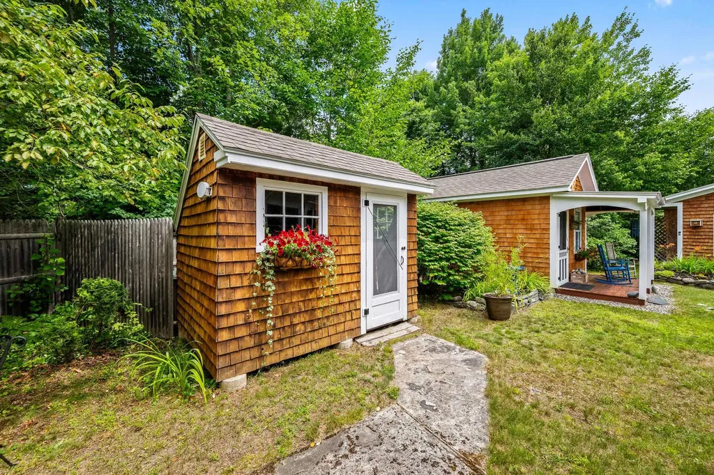 41 Evergreen Lane Littleton NH 03561