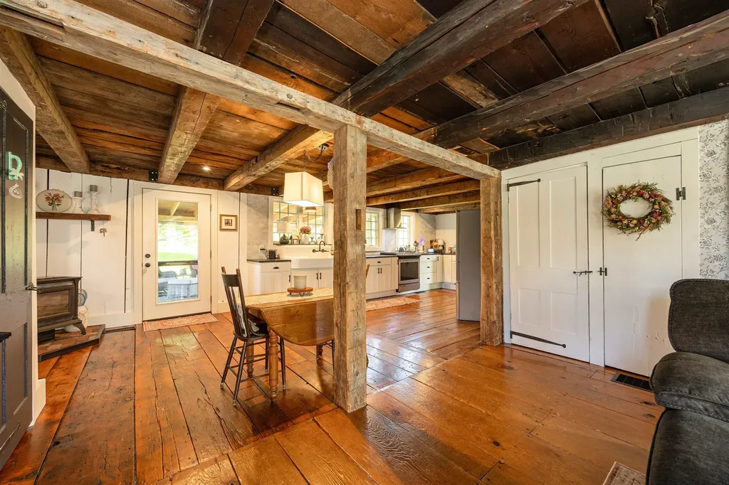 340 Currier Road Danville VT 05828