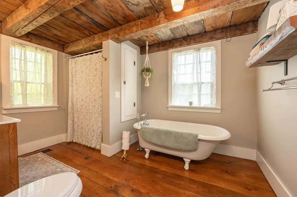 340 Currier Road Danville VT 05828