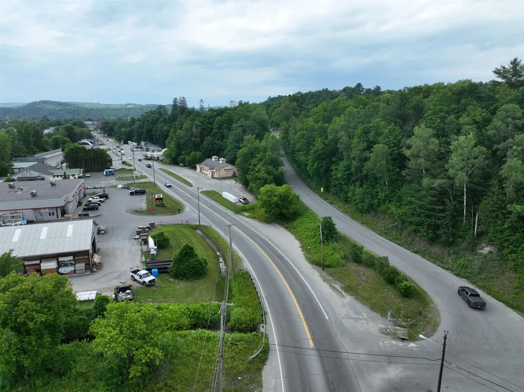 626 Broad Street Lyndon VT 05851