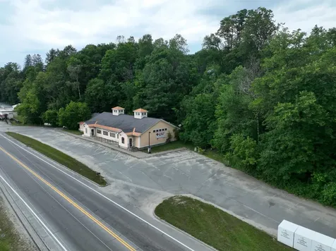 626 Broad Street Lyndon VT 05851