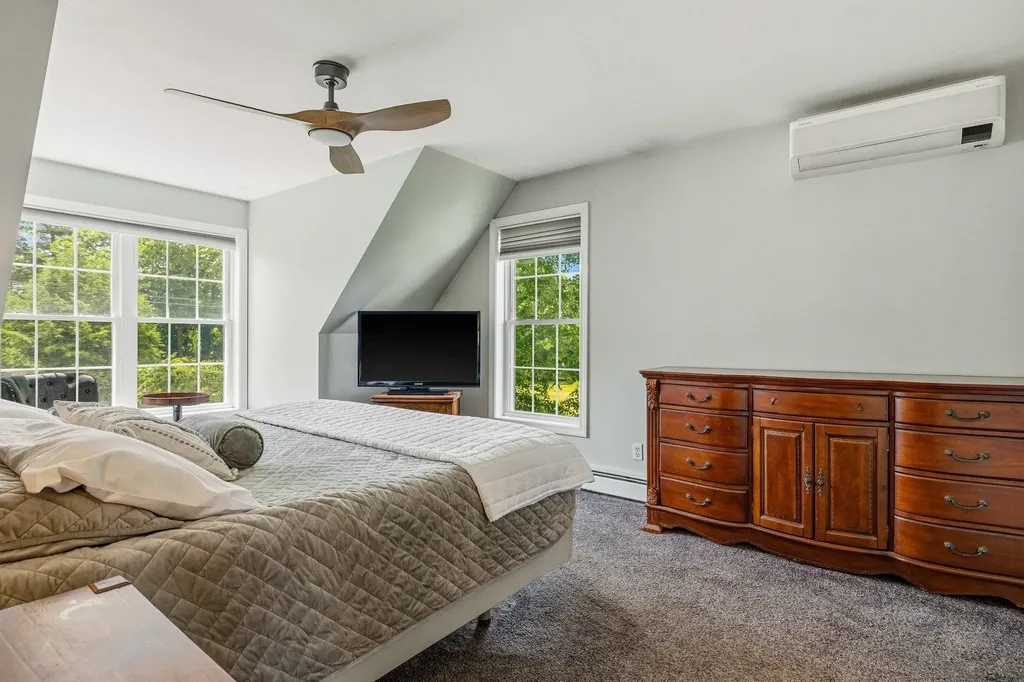 61 Bunker Hill Avenue Stratham NH 03885