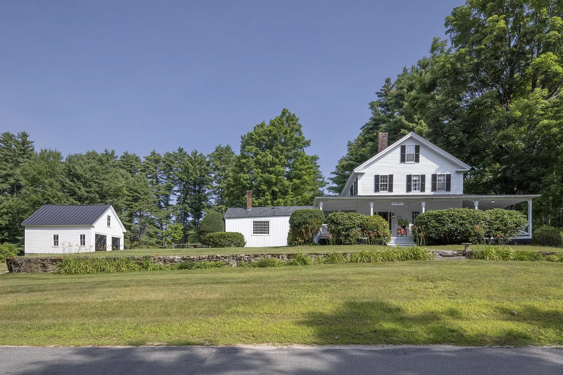 975 Rollins Road Hopkinton NH 03229
