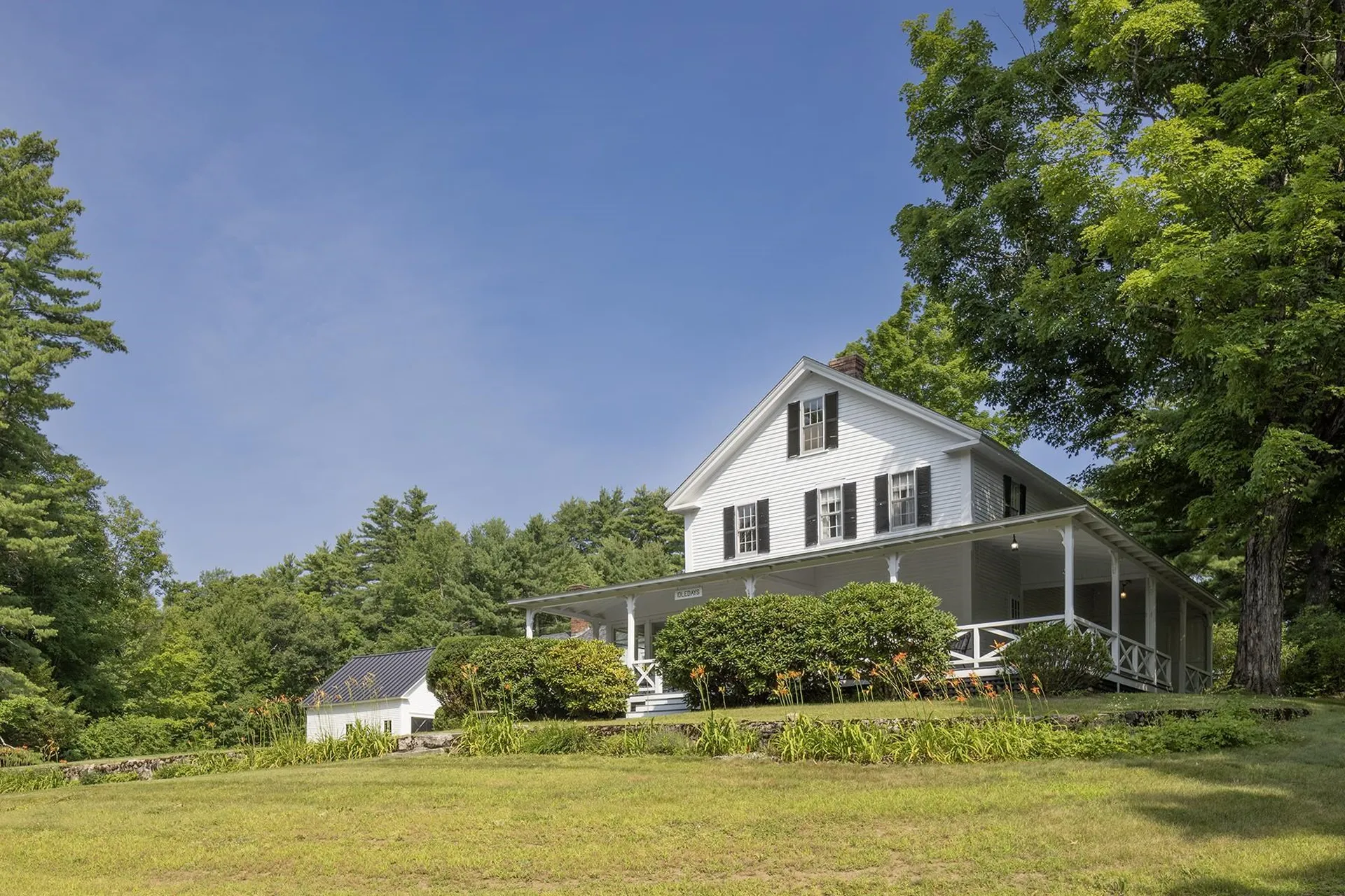 975 Rollins Road Hopkinton NH 03229