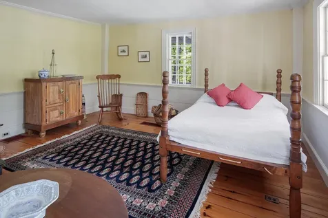 975 Rollins Road Hopkinton NH 03229