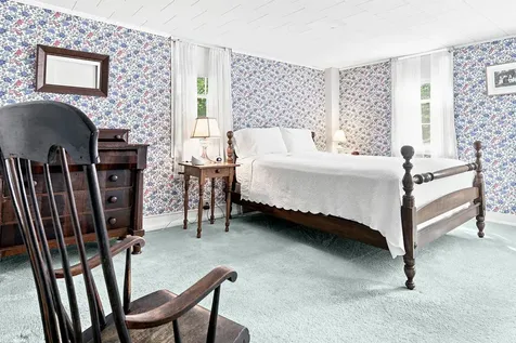 975 Rollins Road Hopkinton NH 03229