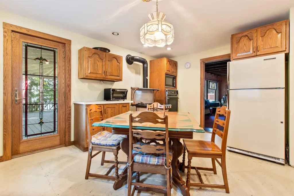 5 Lakeside Road Newbury NH 03255