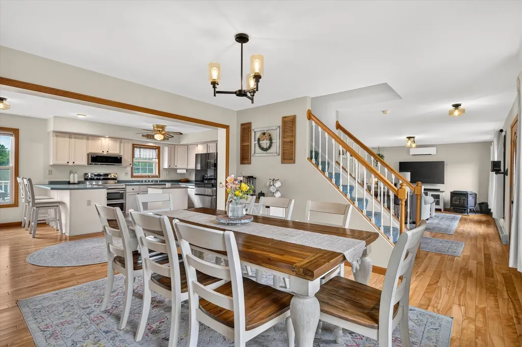 28 Hutchins Circle Barre Town VT 05641