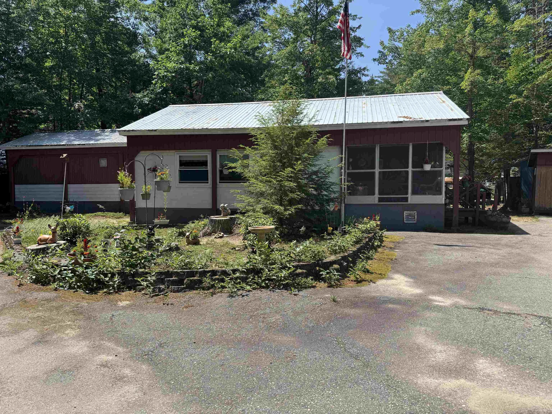 40 Murphy Lane Tamworth NH 03886