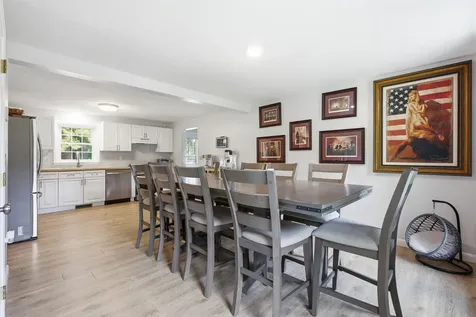 29 Chase Brook Circle Litchfield NH 03052