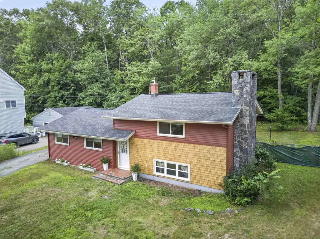 11 Tanglewood Drive Dover NH 03820
