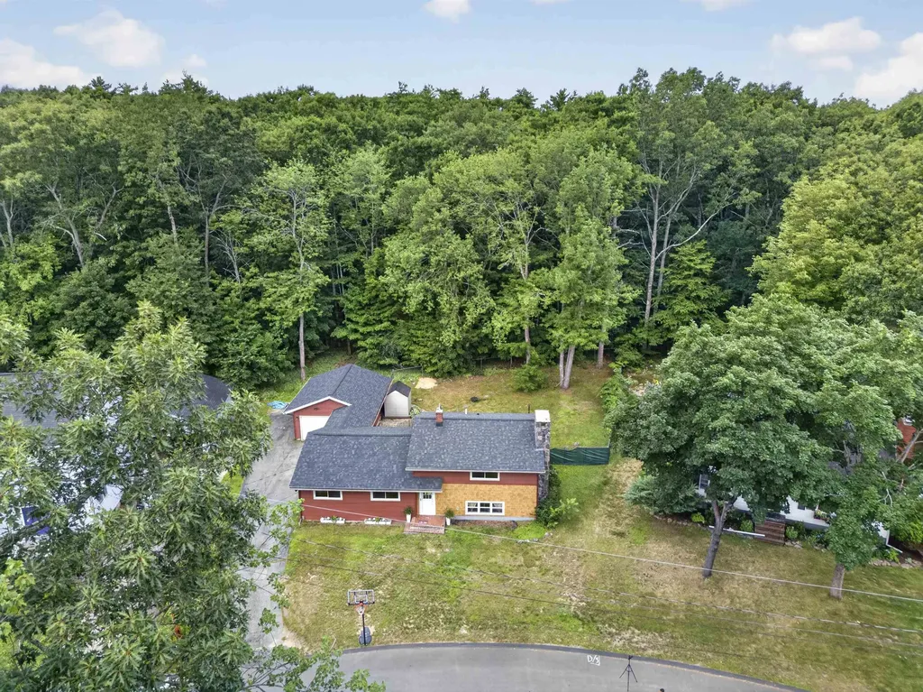 11 Tanglewood Drive Dover NH 03820