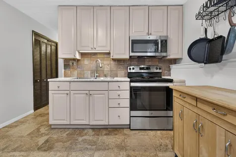 11 Tanglewood Drive Dover NH 03820