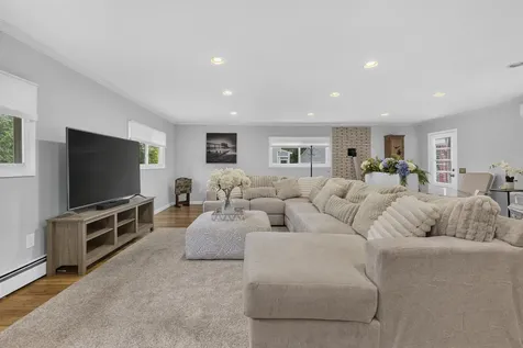11 Tanglewood Drive Dover NH 03820