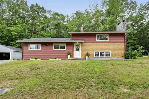 11 Tanglewood Drive Dover NH 03820