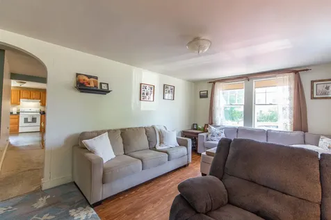 83 Tamworth Road Tamworth NH 03886