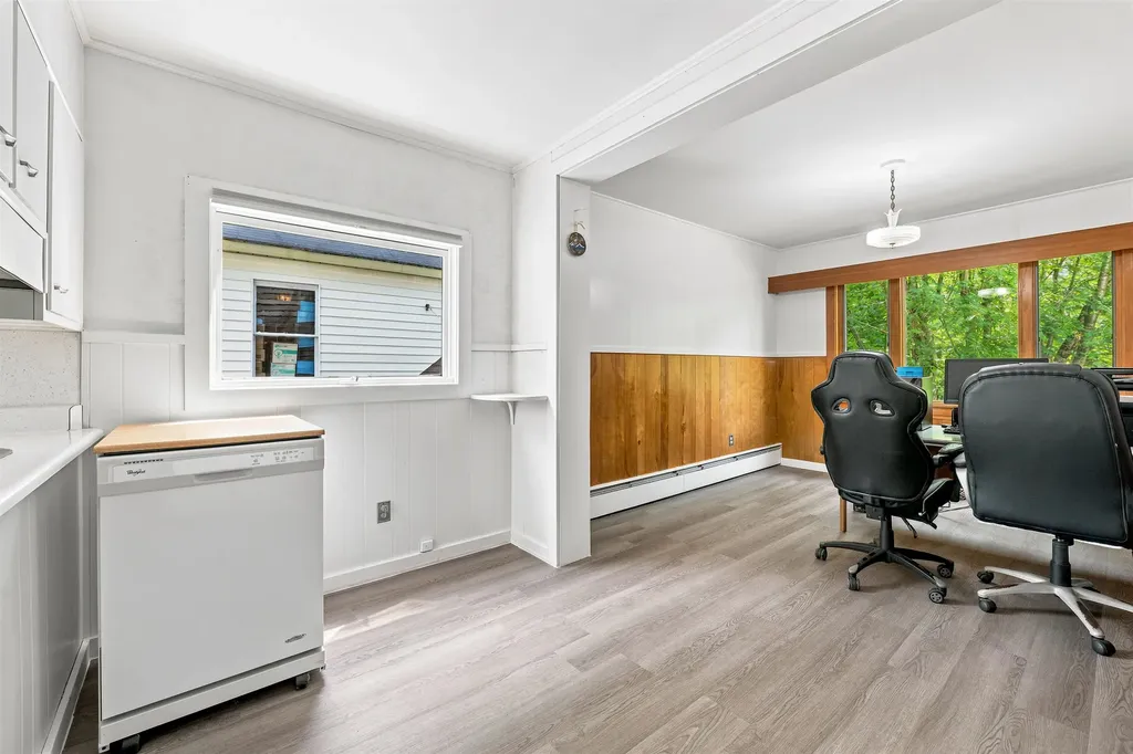 27 Hillside Avenue Northumberland NH 03582