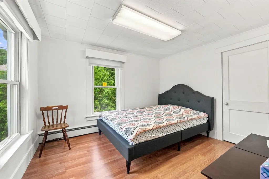 27 Hillside Avenue Northumberland NH 03582