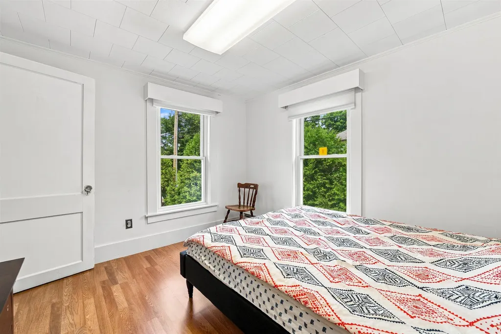 27 Hillside Avenue Northumberland NH 03582