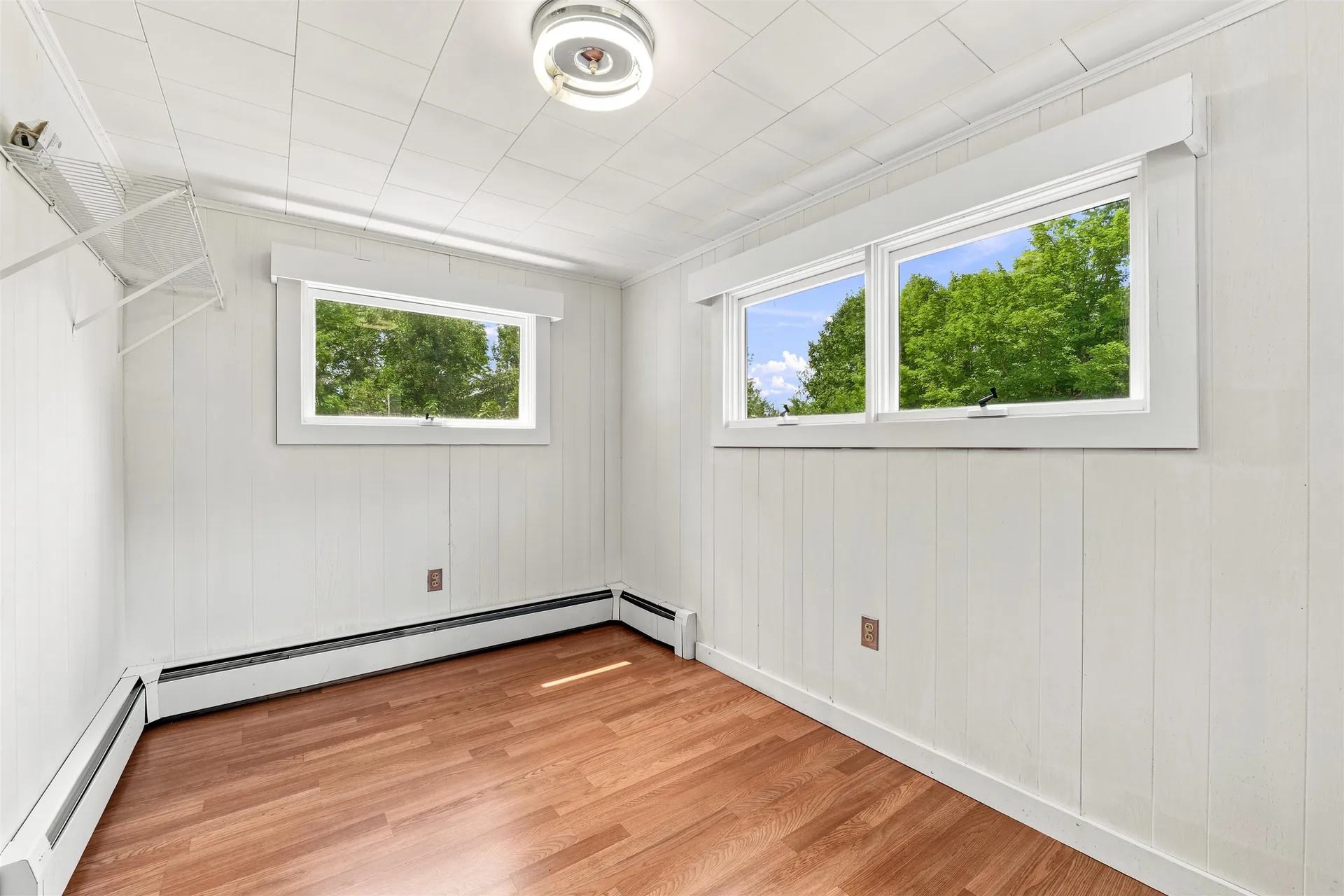 27 Hillside Avenue Northumberland NH 03582