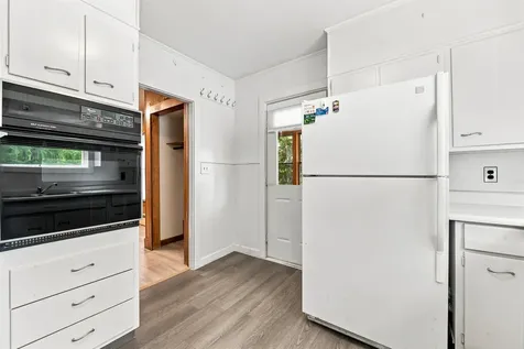 27 Hillside Avenue Northumberland NH 03582