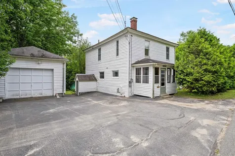 27 Hillside Avenue Northumberland NH 03582
