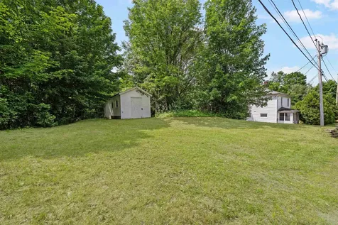 27 Hillside Avenue Northumberland NH 03582
