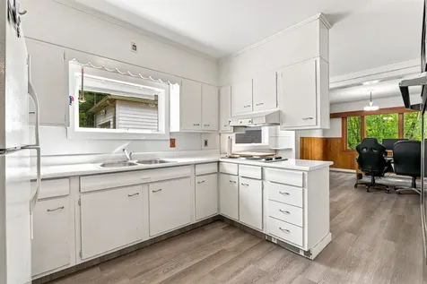 27 Hillside Avenue Northumberland NH 03582