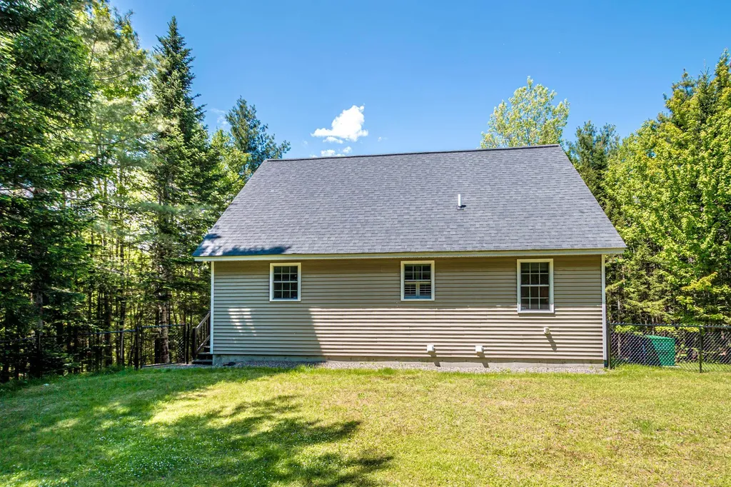 43 Holbrook Hill Road Stratford NH 03590