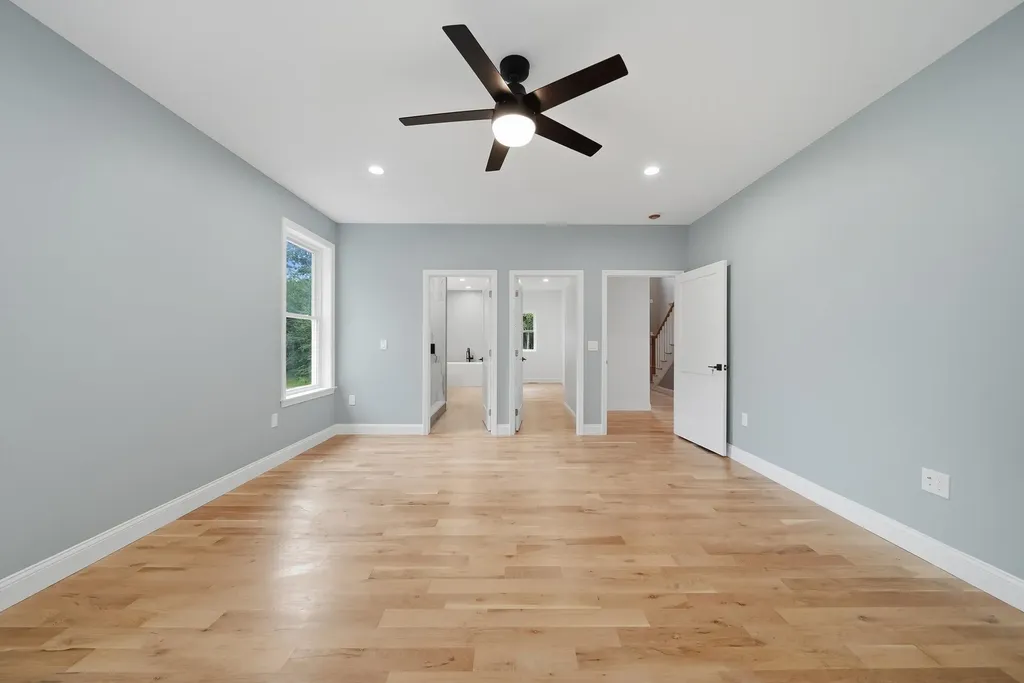 6 Eastview Drive Derry NH 03038
