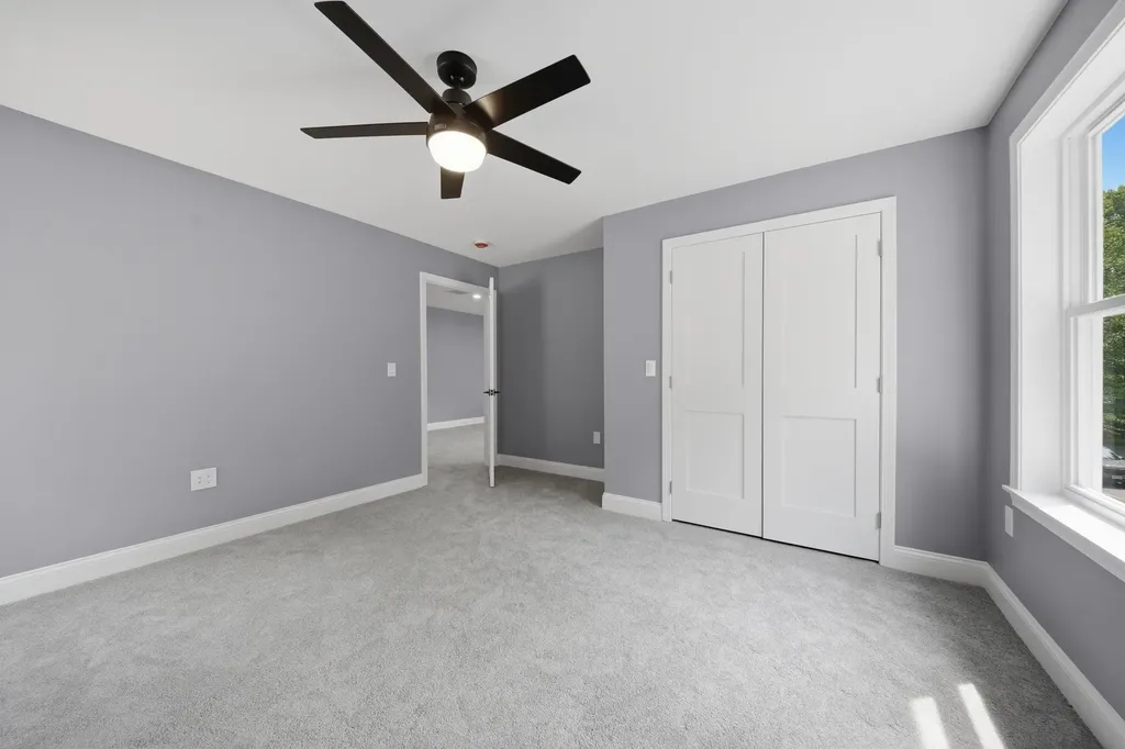 6 Eastview Drive Derry NH 03038
