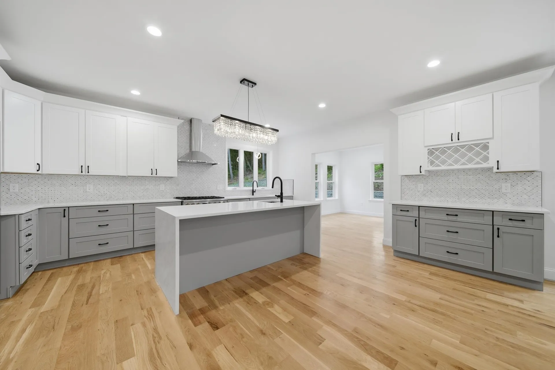6 Eastview Drive Derry NH 03038