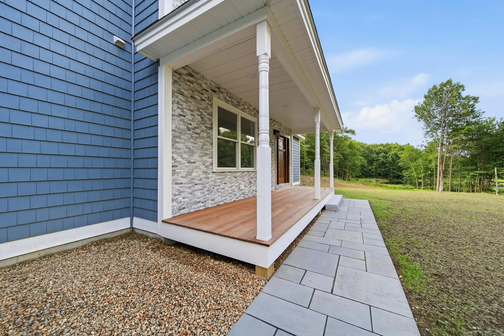 6 Eastview Drive Derry NH 03038