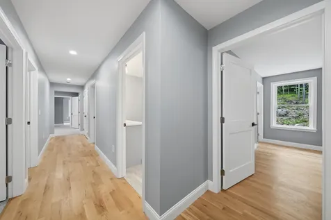 6 Eastview Drive Derry NH 03038