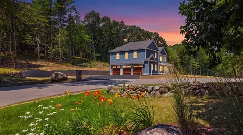 6 Eastview Drive Derry NH 03038