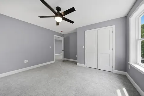 6 Eastview Drive Derry NH 03038