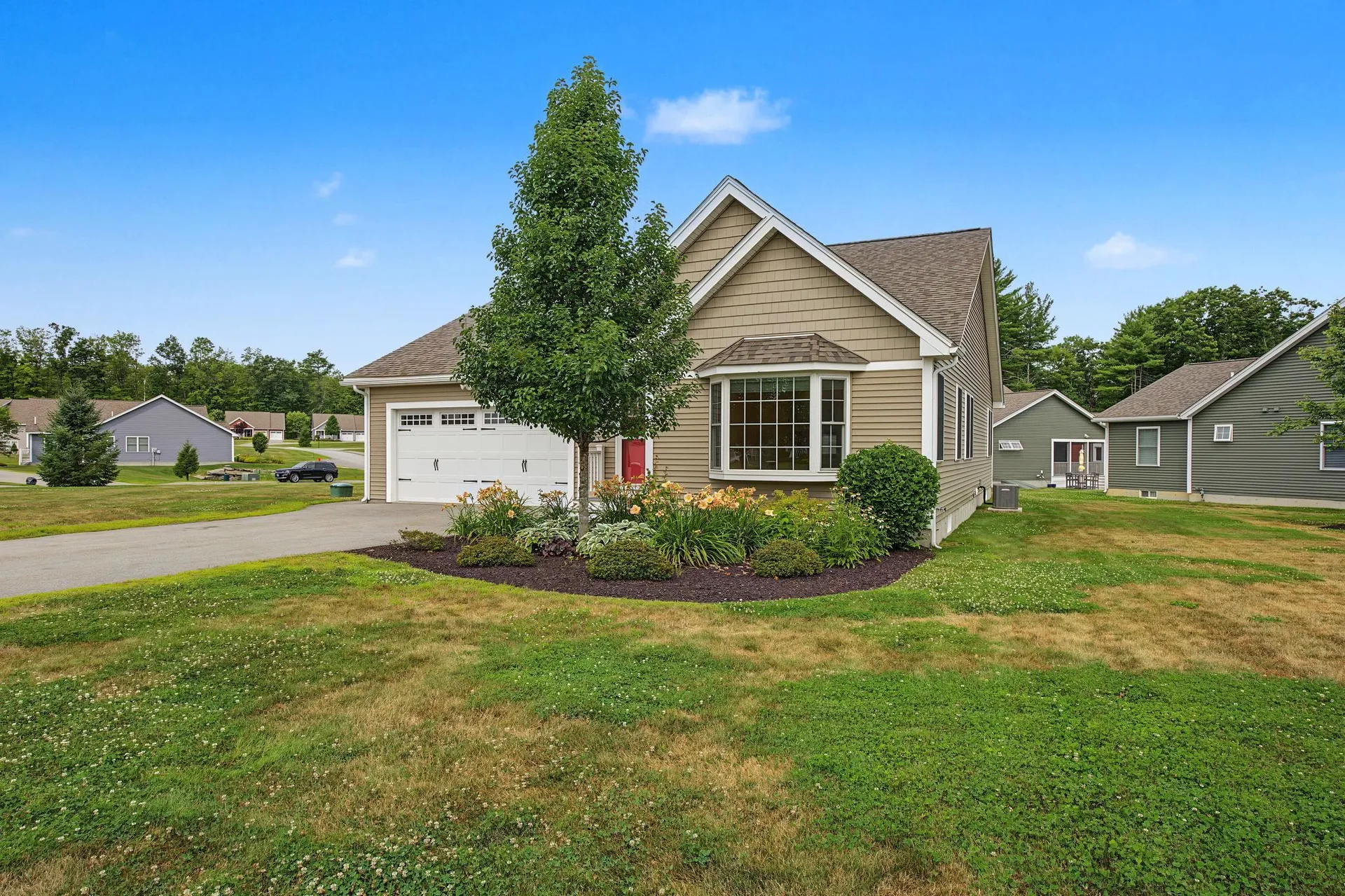 4 James Circle Brentwood NH 03833
