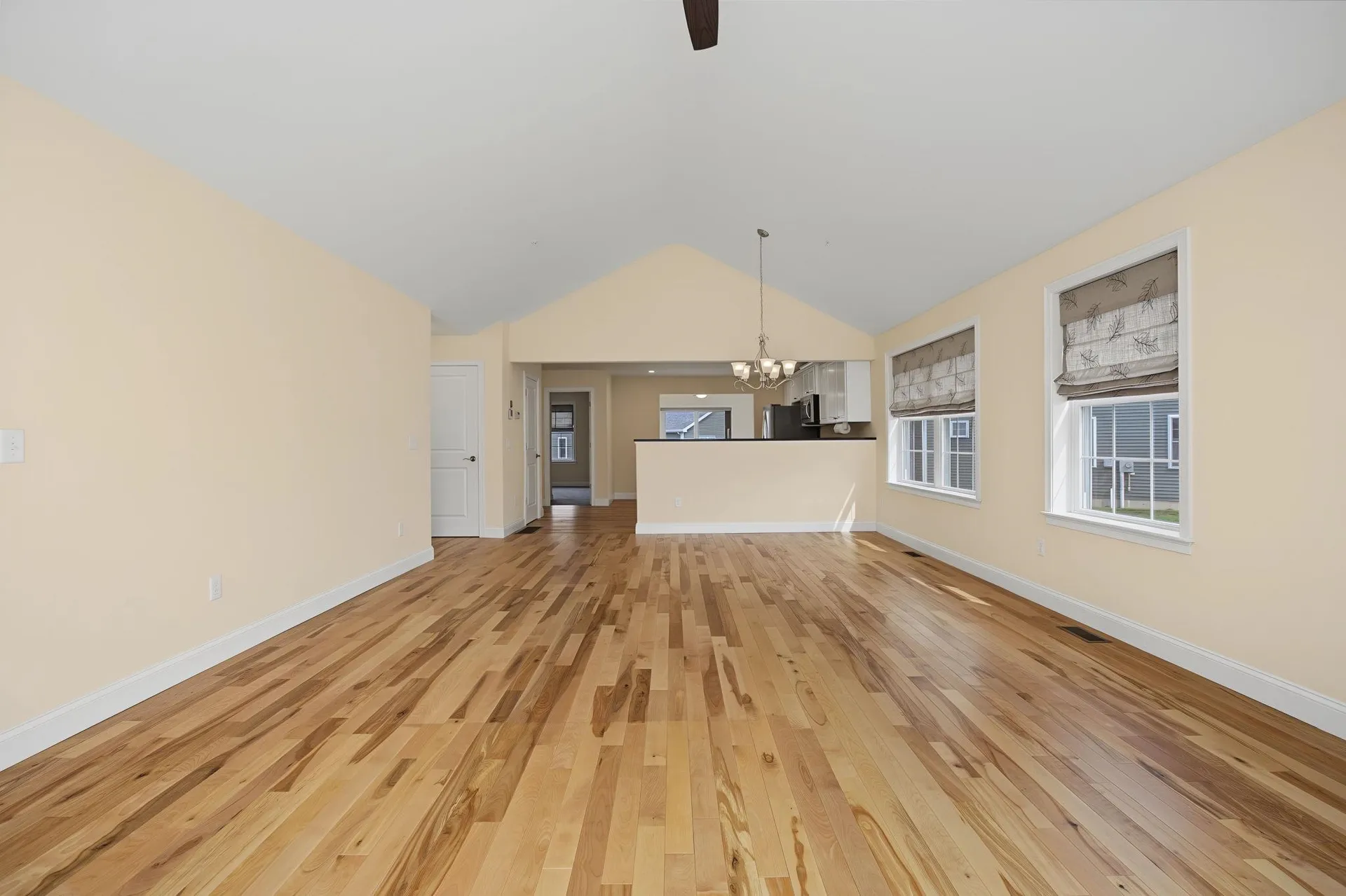 4 James Circle Brentwood NH 03833