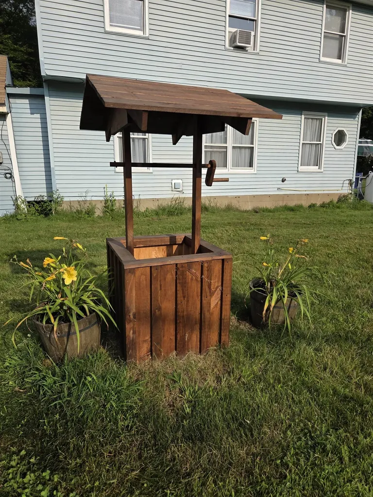 531 Goose Pond Road Canaan NH 03741