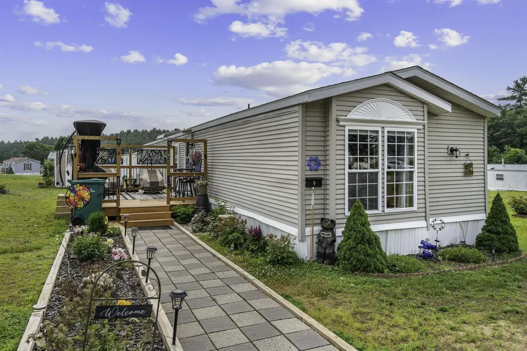 9 Saint Joseph Drive Belmont NH 03220