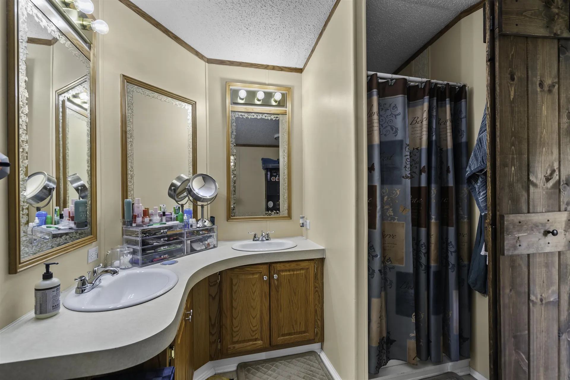 9 Saint Joseph Drive Belmont NH 03220