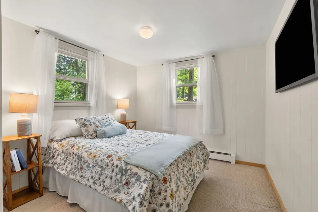 11 Dudley Drive Middleton NH 03887